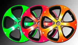 разноцветные колесные диски